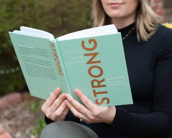 Stronghands2 2 fa7a47d1 9a80 4335 b9b5 df693450eb7a 590x590@2x